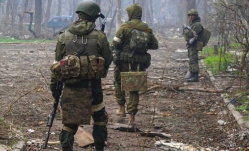 Ruští vojáci, infiltrační jednotka ve městě