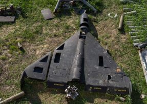 Sestřelený dron typu Shahed, nejspíše Geran-2