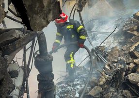 Ukrajinská tepelná elektrárna po ruském útoku