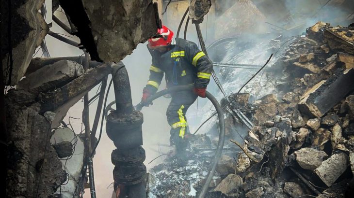 Ukrajinská tepelná elektrárna po ruském útoku