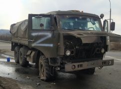 Zničený náklaďák KamAz-5350