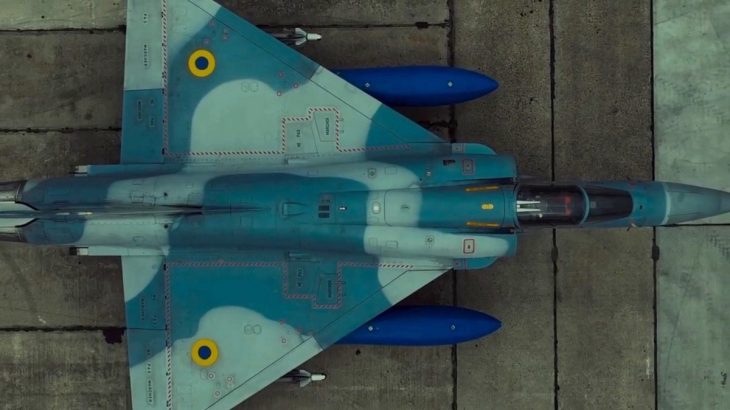 Mirage 2000 se střelami Magic-2