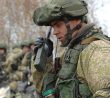 Ruský voják s vysílačkou