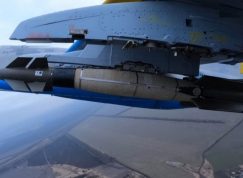 Suchoj Su-25 s AASM Hammer