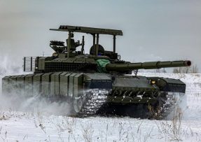 Tank T-80BVM