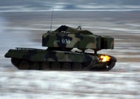 Přebíjecí vozidlo TZM-T