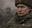 Vladimir Putin ve vojenské uniformě
