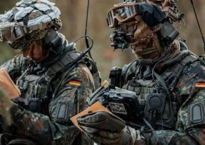 Němečtí vojáci na cvičení