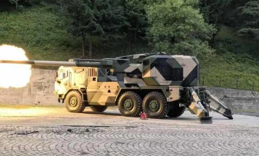 Slovenská houfnice EVA