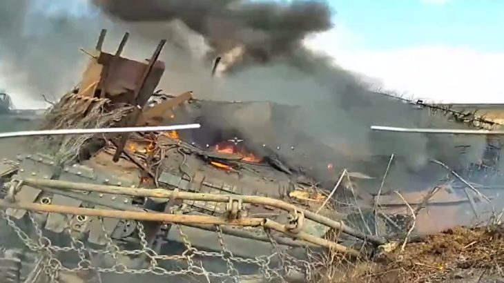 Zničený ruský tank na jihu Ukrajiny