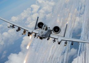 A-10 Thundebolt II použil světlice