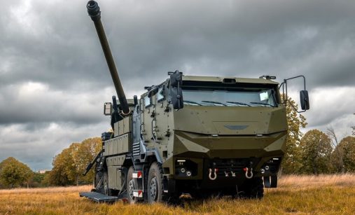 Prototyp houfnice CAESAR pro AČR