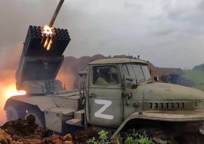 Raketomet Grad-21 ruské armády