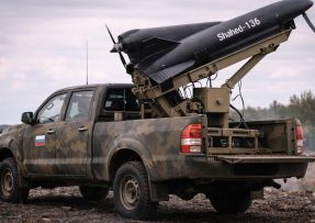 Mobilní odpalovač dronů Shahed (Geran)