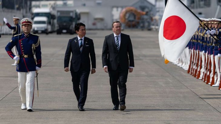 Boris Pistorius v Japonsku