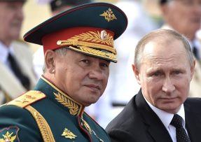 Vladimir Putin a Sergej Šojgu