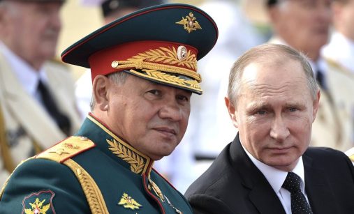 Vladimir Putin a Sergej Šojgu