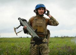 Ukrajinský voják s RPG-27
