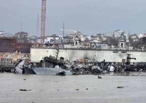 Zničené íránské lodě v Kaspickém moři