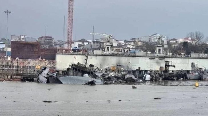 Zničené íránské lodě v Kaspickém moři