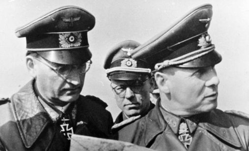 Ervin Rommel (vpravo)