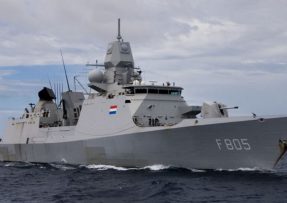 Nizozemská fregata Evertsen
