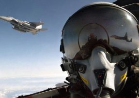 Pilot F-15E