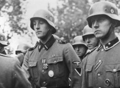 Členové Leibstandarte Adolf Hitler