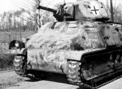Somua S-35