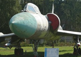 Tu-128