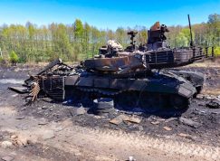 Zničený ruský T-90M