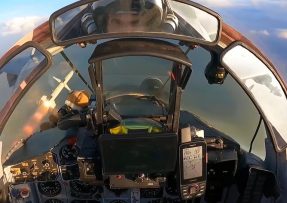 Kokpit MiG-29