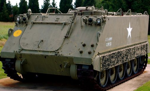 M113