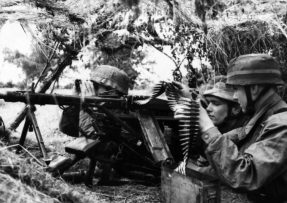 Vojáci s MG42