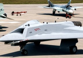 Ochotnik a Su-57