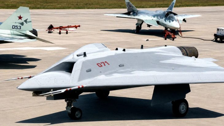 Ochotnik a Su-57