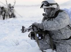 Ruští vojáci u severních hranic NATO