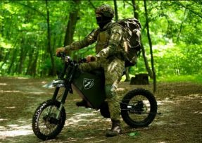 Elektrický skútr / motorka WolfStorm