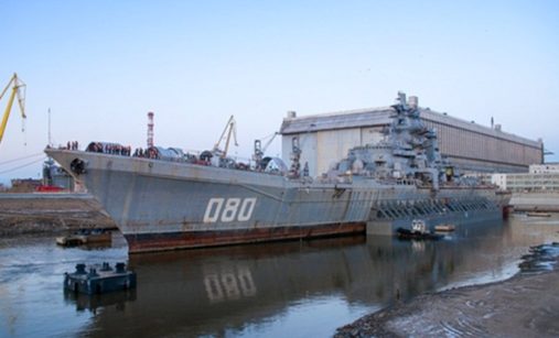 Ruská loď Admiral Nachimov
