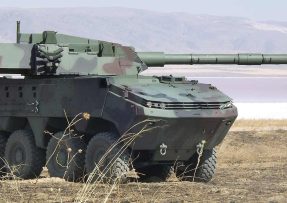 Arma 8x8 105 mm