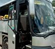 Autobus po zásahu dronem