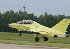 Jak-130M