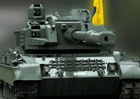 Leopard 1 s věží John Cockerill