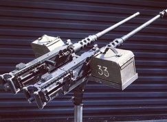 Dvojče z M2 Browning