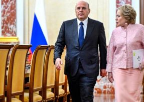 Michail Mišustin a Valentina Matvienko