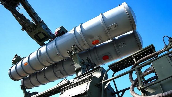 Nabíjení střel do S-400