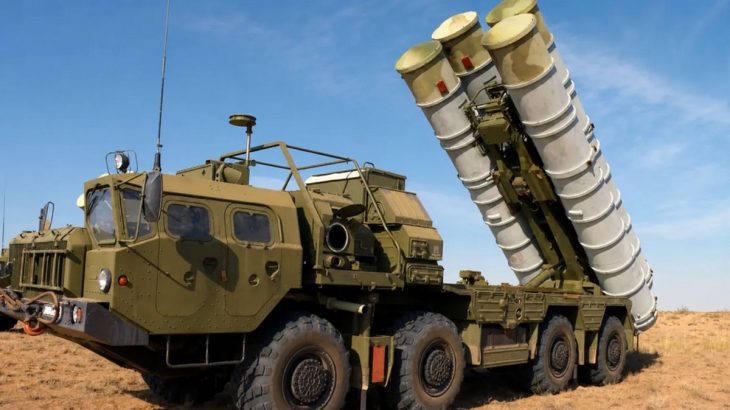 Odpalovací vozidlo systému S-400