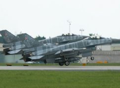Dvě F-16 ukrajinského letectva