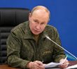 Vladimir Putin v uniformě