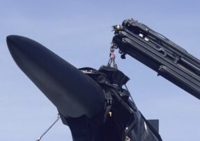 Balistická raketa FP-9, maketa
